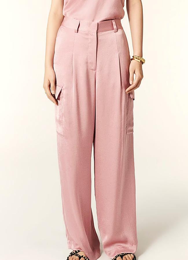 Imagen - Pantalón satinado en rosa empolvado de Ba&sh.