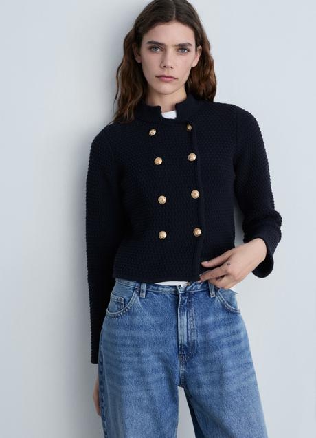 Imagen - Chaqueta azul marino de Mango (39,99 euros)