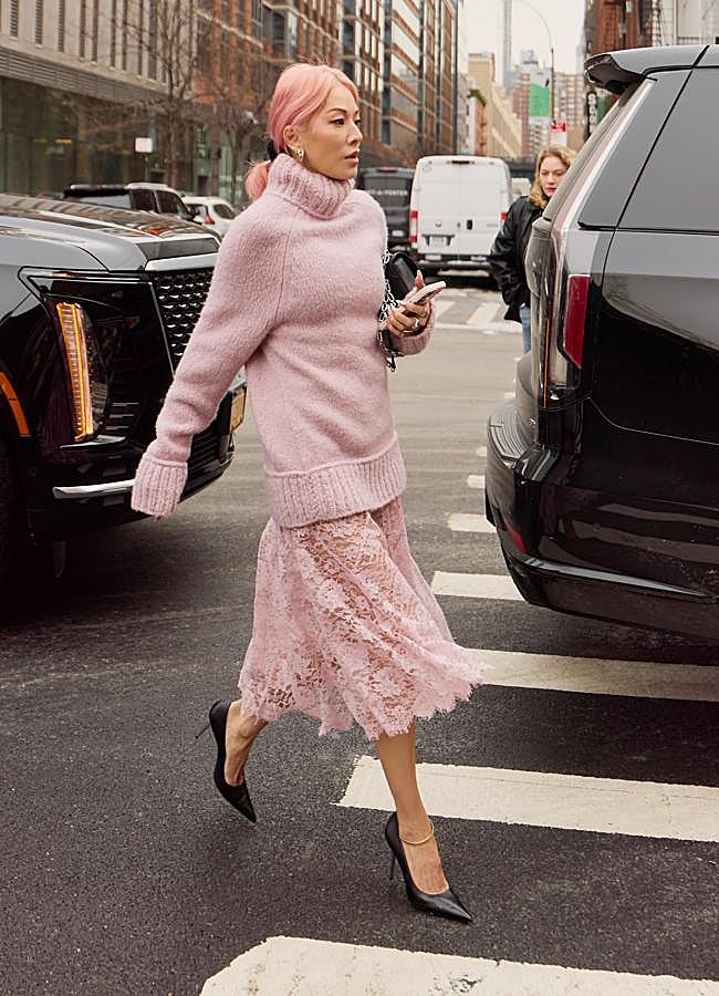 Imagen - Looks con el nuevo color tendencia, el rosa palo (SPOTLIGHT LAUNCHMETRICS)