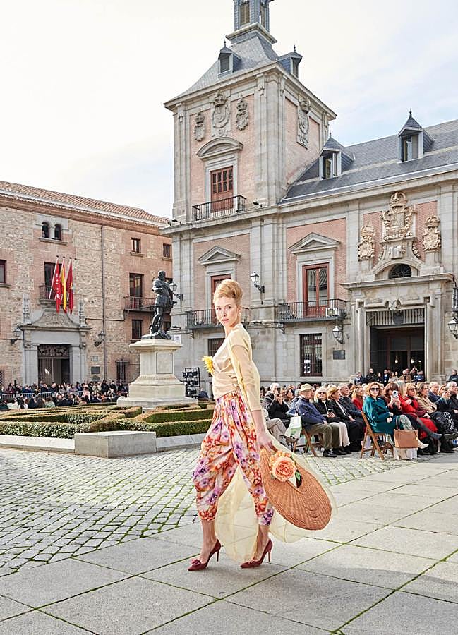 Imagen - Look de Javier de la Fuente en el desfile inaugural de Madrid es Moda. Foto: Pablo Paniagua.