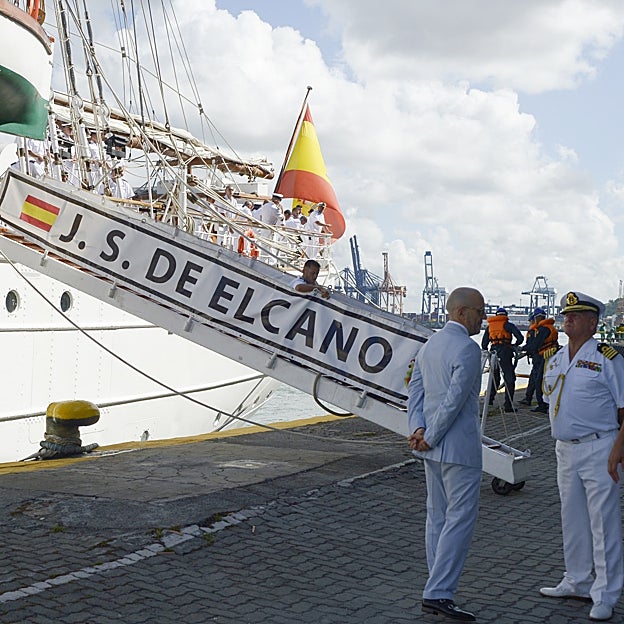 El desembarco de Leonor y el resto de guardiamarinas. 