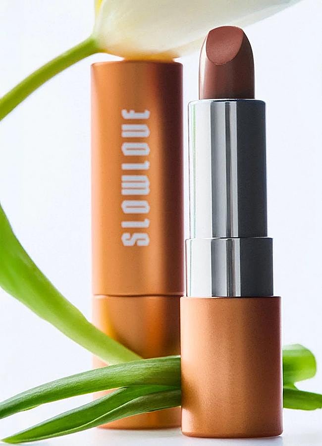 Imagen - Barra de labios en color nude de Slow Love (25 euros):