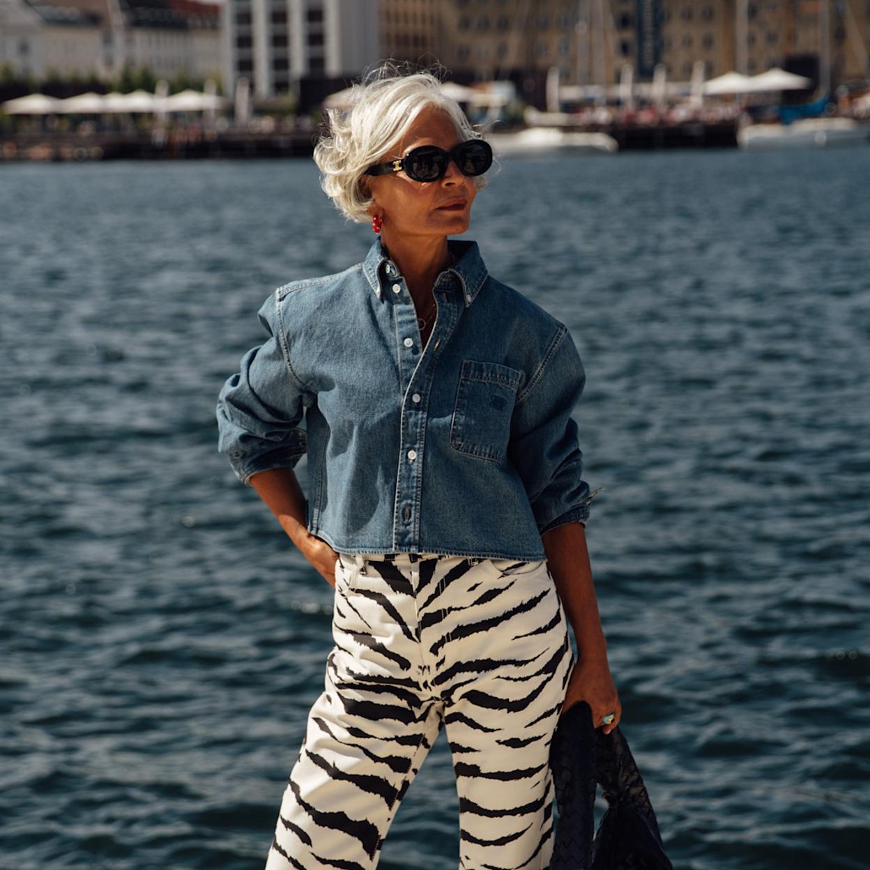 Camisas en denim que te solucionan cualquier look de invierno