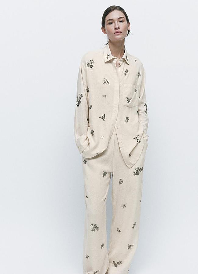 Imagen - Pantalón con lino joyas de Zara (69,95€)