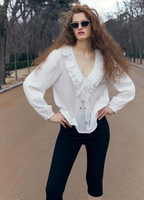 Imagen - Camisa blanca de Sfera (25,99 euros)