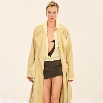 Imagen secundaria 1 - 16Arlington (las dos primeras) y Bottega Venetta. Todas SS25.