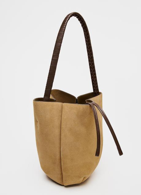 Imagen - Bolso de serraje de Zara (69,95 euros)