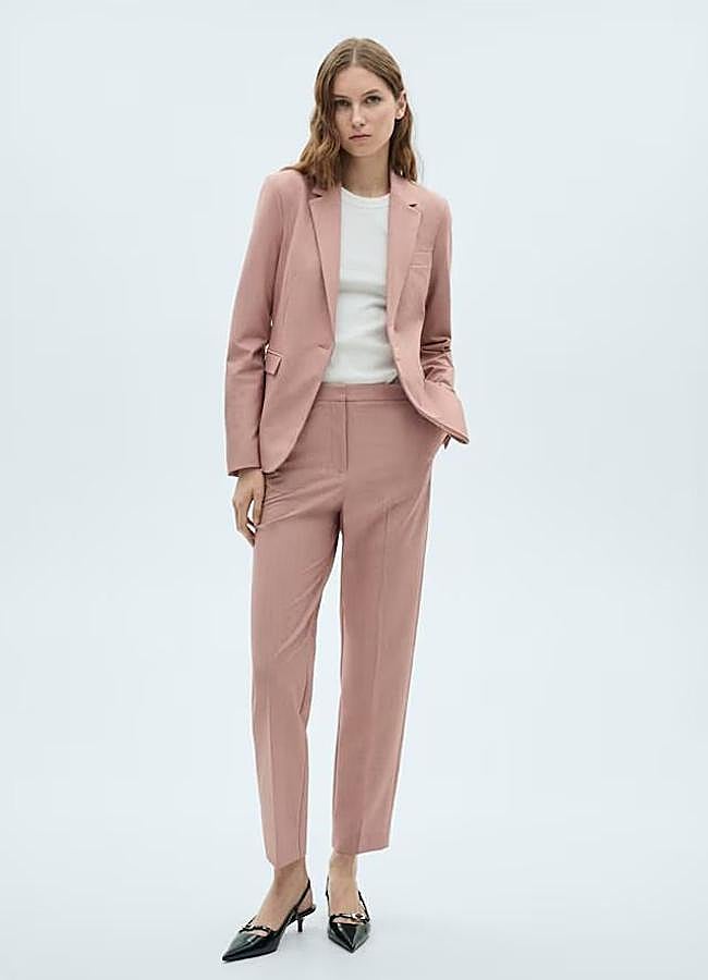 Imagen - Traje rosa palo básico