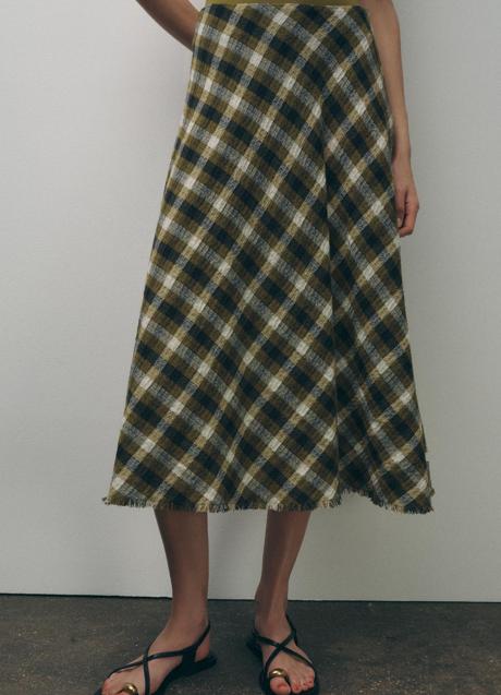 Imagen - Falda con estampado de cuadros de Zara (39,99 euros)