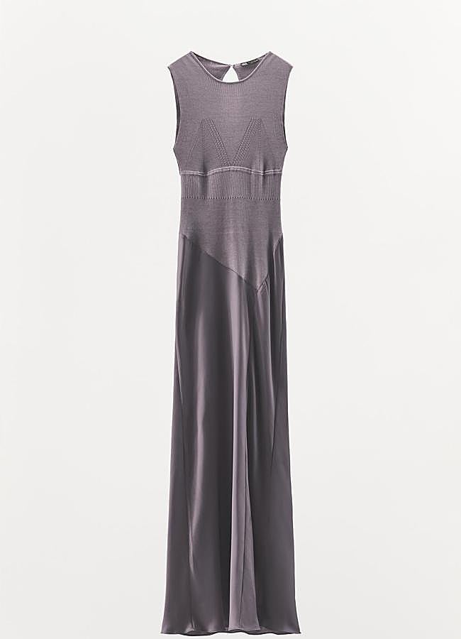 Imagen - Vestido largo combinado con detalle satinado de Zara.