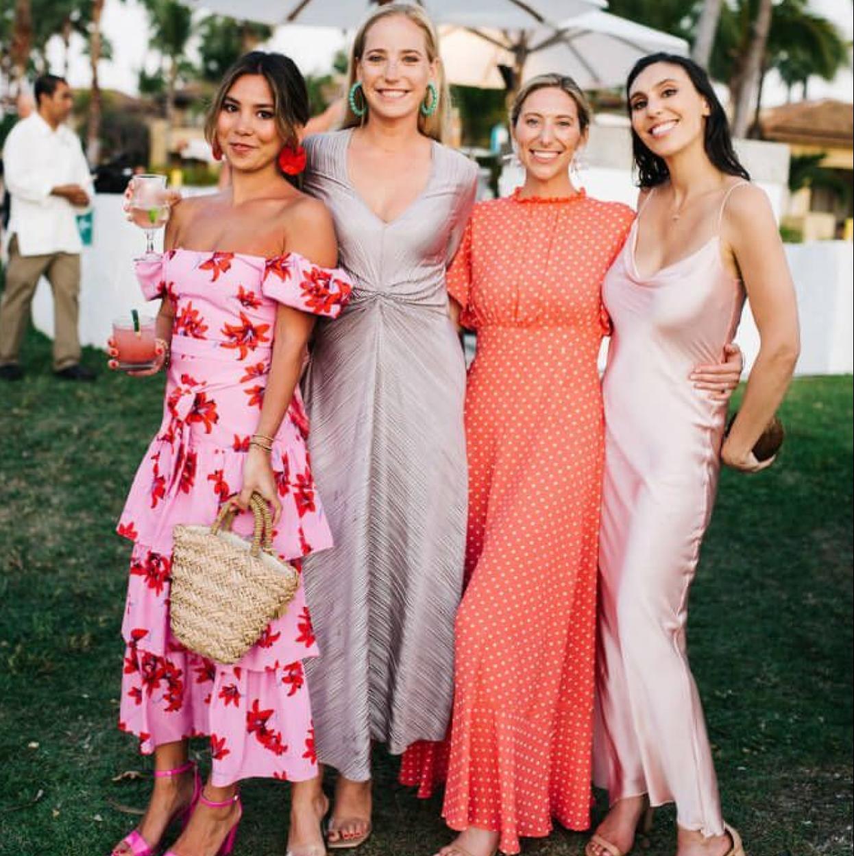 Influencers con vestidos de invitada para primavera