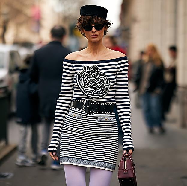 Tenemos el vestido perfecto que arrasa en el street style: sienta bien a todos los cuerpo y puedes llevarlo en cualquier ocasión