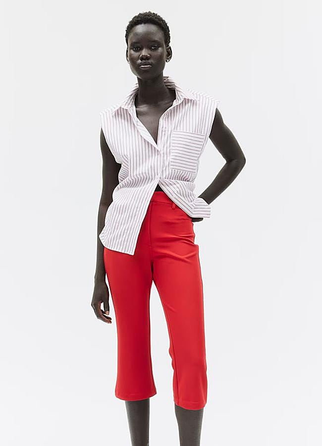 Imagen - Pantalones capri de vestir rojos