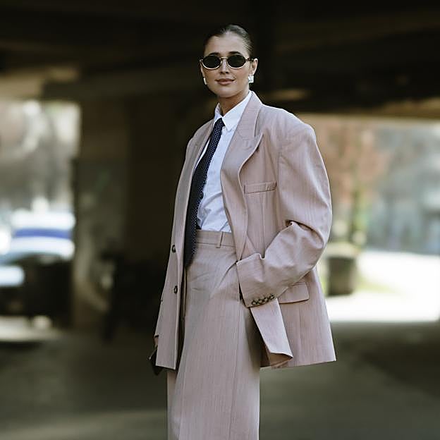 Soy editora de moda y estoy obsesionada con estos trajes de chaqueta y pantalón para ir a la oficina
