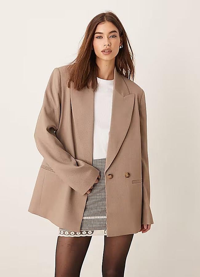 Imagen - Blazer marrón tostado oversize