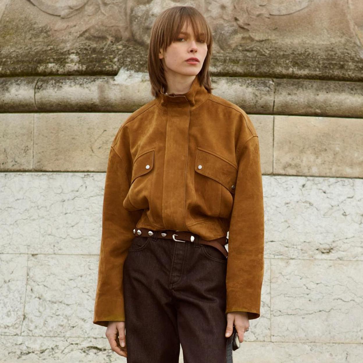 Vestidos estampados para los primeros looks de primavera, zapatos con detalles especiales y muchas otras compras que no puedes dejar escapar esta primavera.