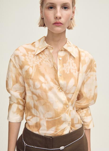 Imagen - Camisa estampada de Mango (59,99 euros)