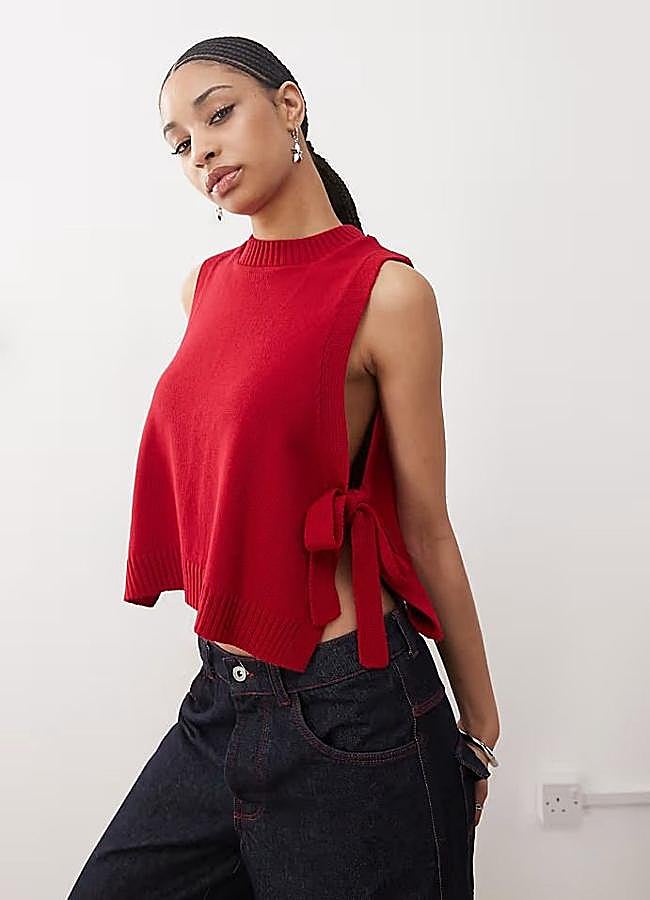 Imagen - Chaleco de punto con lazos color rojo