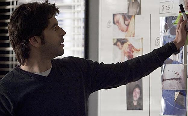 Eduardo Noriega, en una escena de Homicidios. 