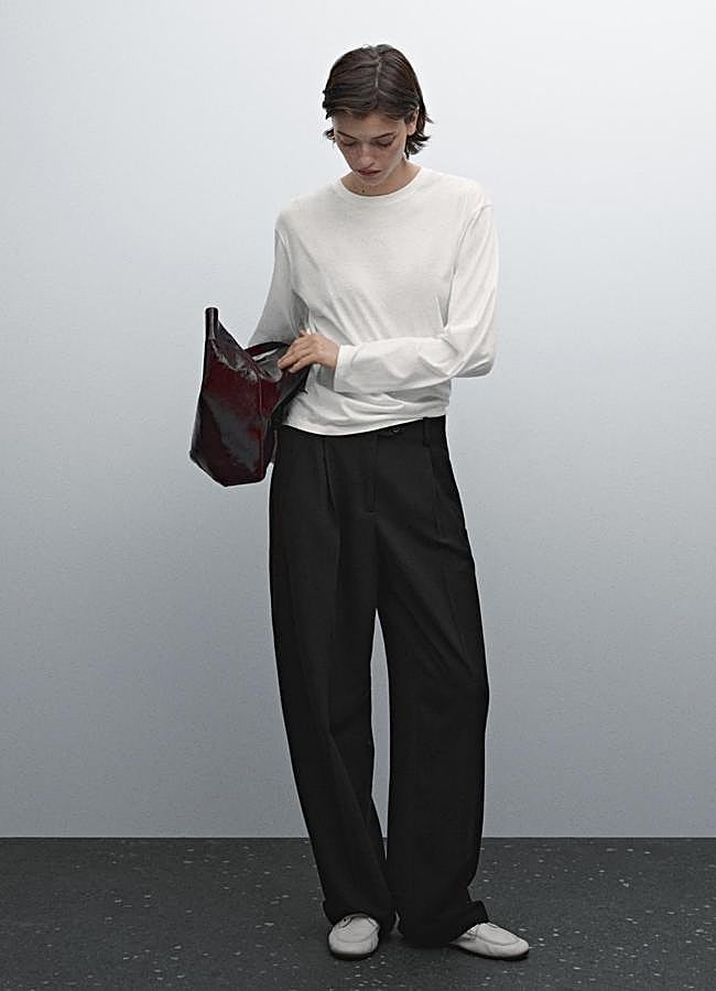 Imagen - Pantalón de traje negro de Massimo Dutti, 59,95 euros.