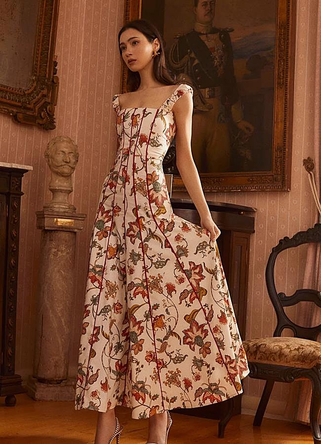 Imagen - Vestido Rómula estampado de The IQ Collection, 235 euros.