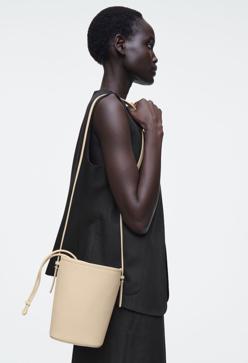 Imagen secundaria 2 - Bolsos de & Other Stories y Cos.