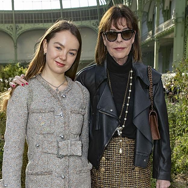 Alexandra de Hannover confiesa lo que piensa de verdad de su madre, Carolina de Mónaco: «Nunca le da miedo nada»