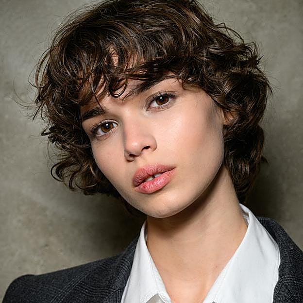 Vuelven las bases mate, la tendencia que dirá adiós al reinado del efecto glow