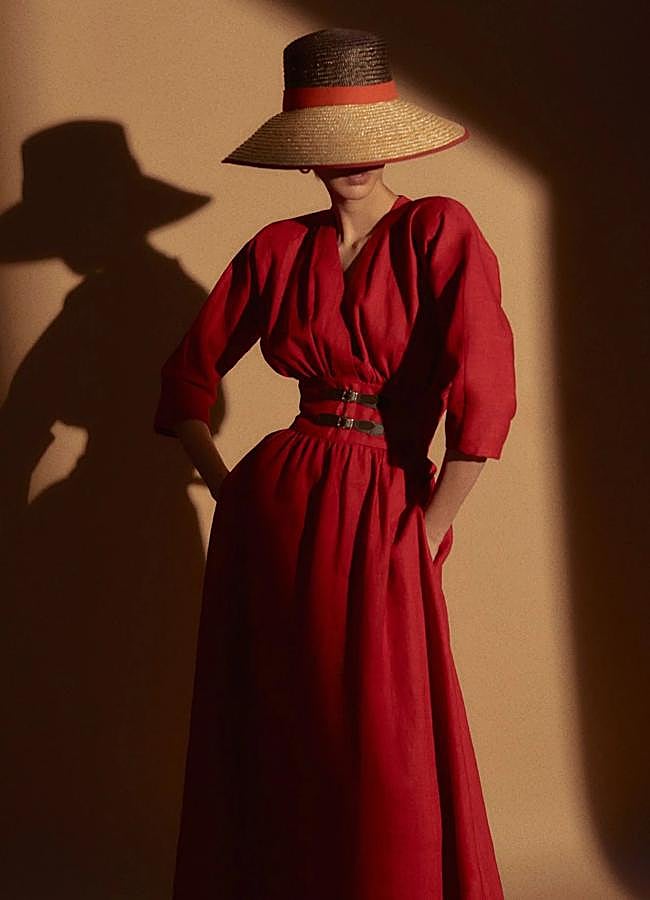 Imagen - Vestido rojo Maphi con cinturón de Iq Collection, 235 euros.