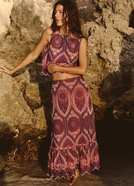 Imagen - Falda midi de Zara (35,99 euros)