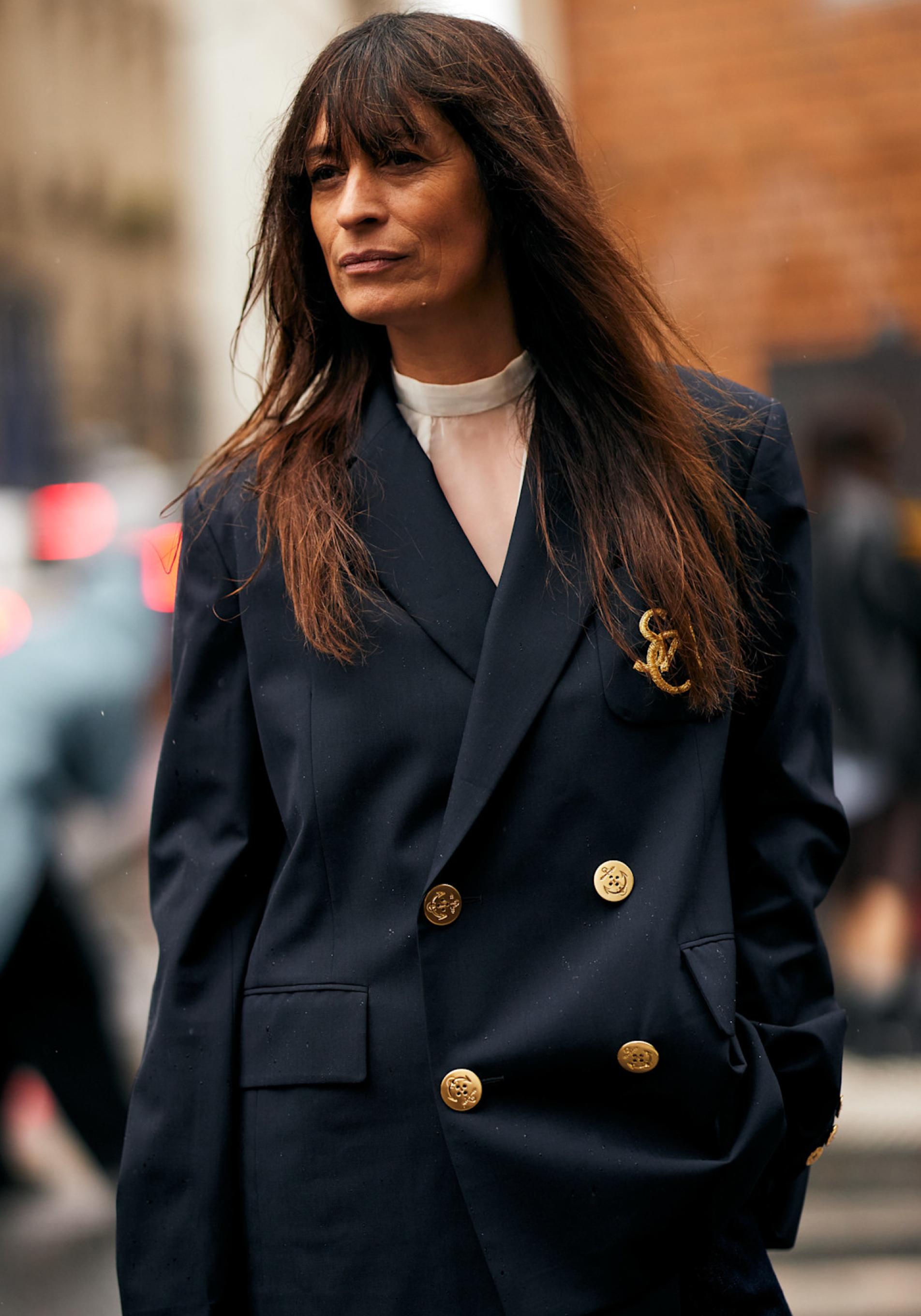 Mujer con piel madura