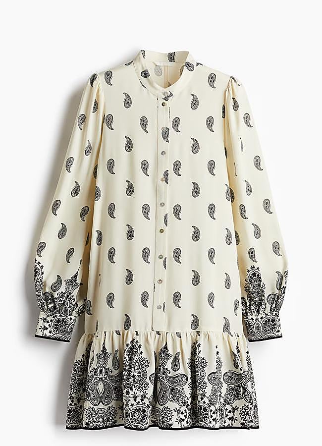 Imagen - Vestido con estampado paisley blanco y negro de H&M, 17,99 euros.