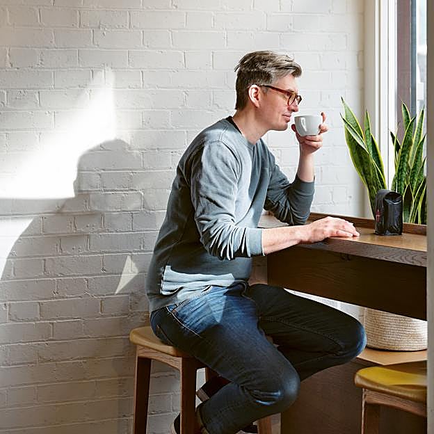 James Hoffmann, experto en café: «La industria cometió un error al decir que el de especialidad era mejor»