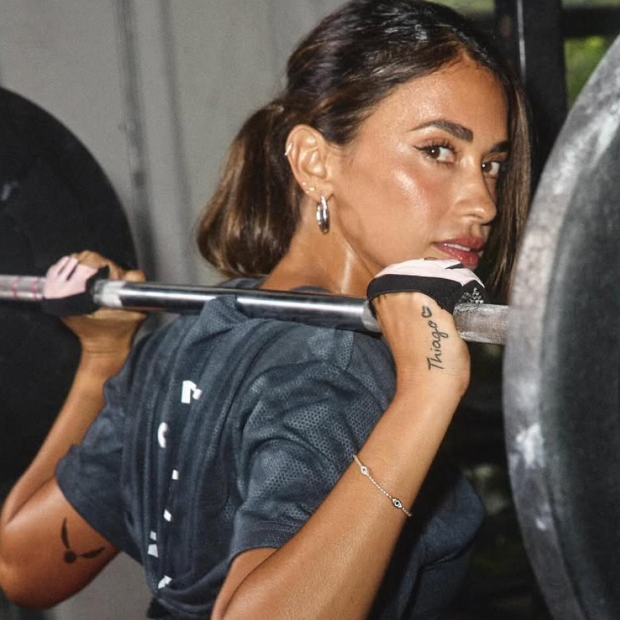 El entrenamiento de fuerza de intensidad moderada puede favorecer el descanso. 