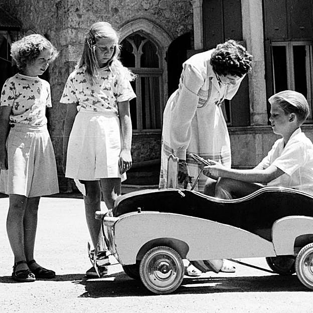 La infancia de la reina Sofía se convierte en museo: los objetos de la familia real griega que se podrán ver en el palacio de Tatoi
