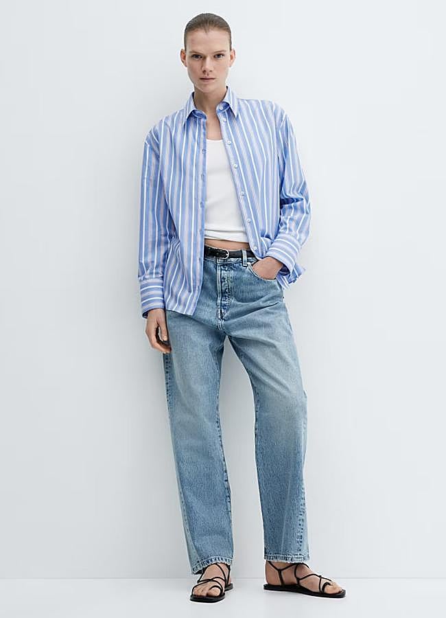 Imagen - Camisa con diseño de rayas en azul de Mango Outlet.