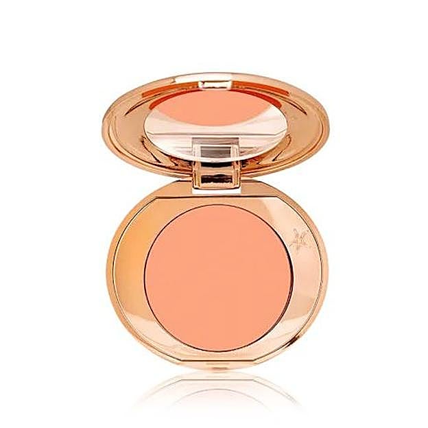 Magic Vanish de Charlotte Tilbury. Precio: 25 euros