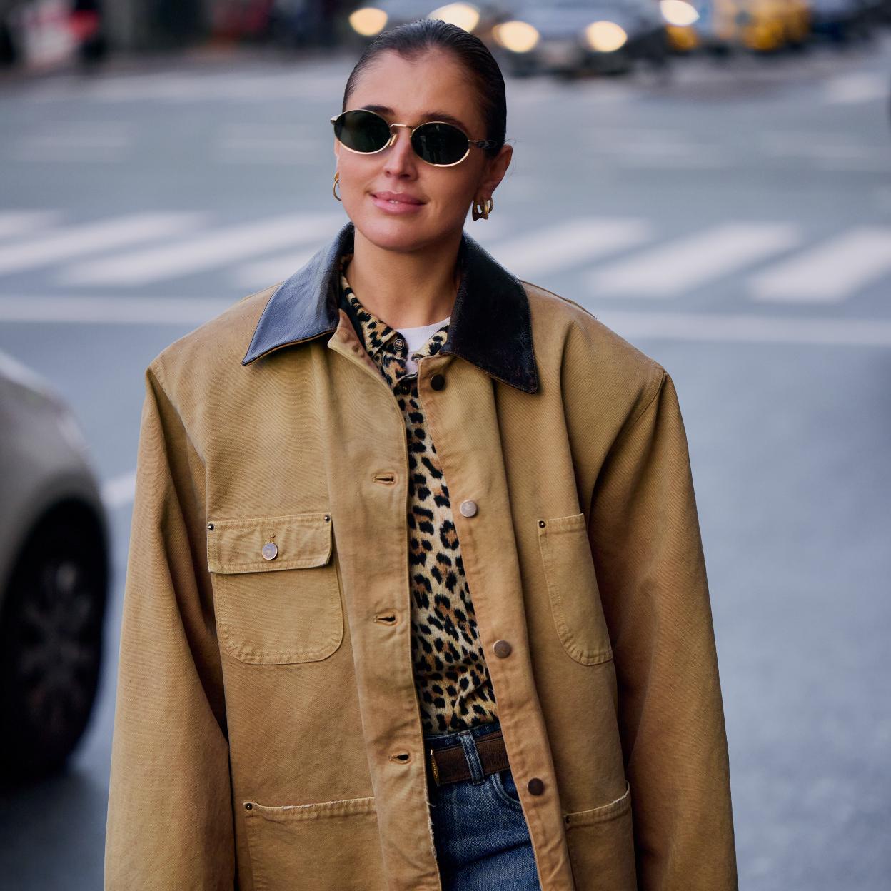 Mujeres con looks tendencia