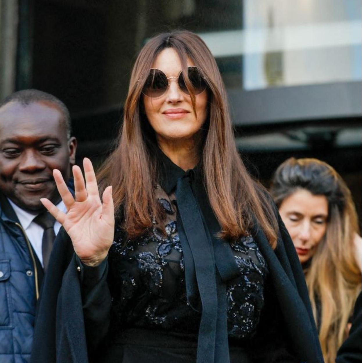 Monica Belluci con pelo voluminoso a los 50