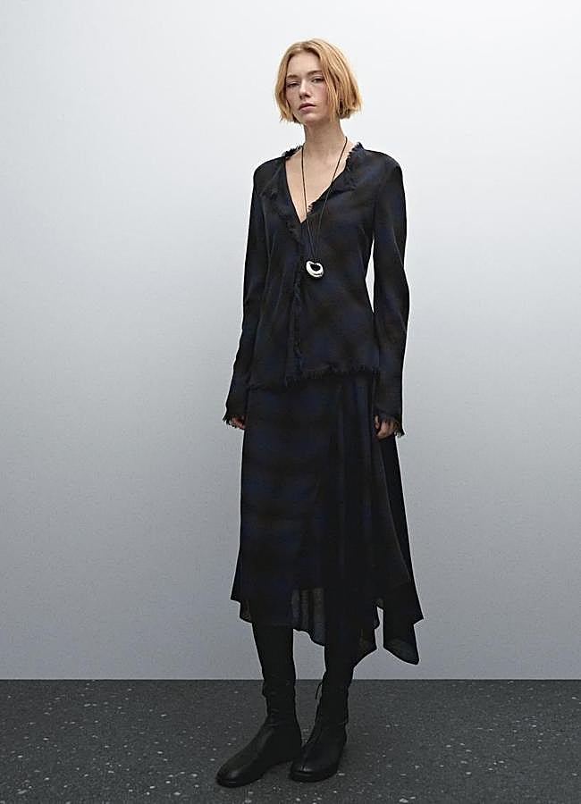 Imagen - Falda de cuadros con asimetrías de Massimo Dutti, 25,95 euros.