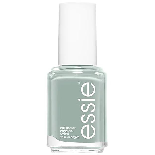 Esmalte de uñas en color verde de Essie.