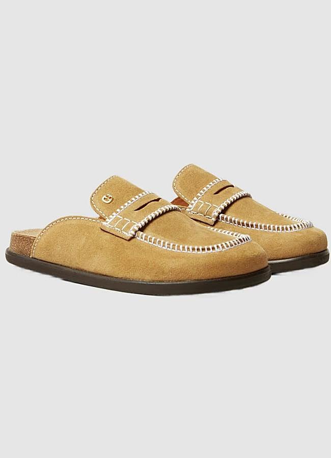 Imagen - Zuecos amarillos de ante de Claudie Pierlot, 265 euros.