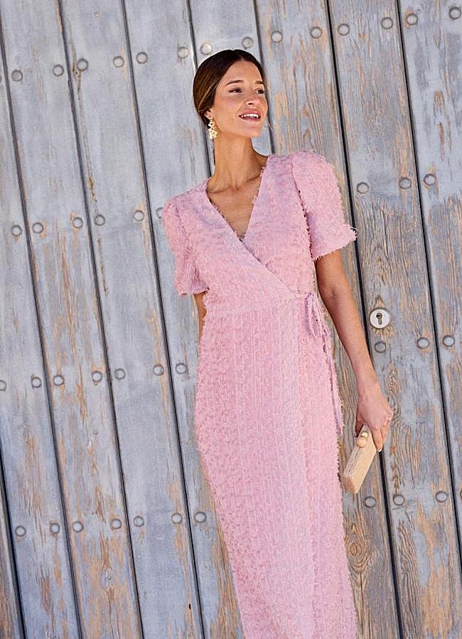 Imagen - Vestido de invitada con textura en rosa pastel