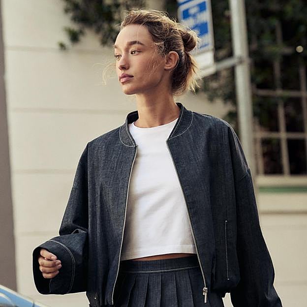 Las novedades de H&M para primavera: chaquetas elegantes, pantalones que hacen tipazo y básicos que están arrasando