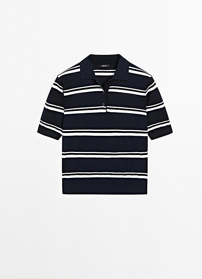 Imagen - Jersey de rayas negras con cuello polo de Massimo Dutti, 29,95 euros.