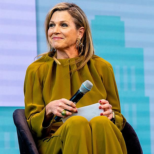 Máxima de Holanda lo confirma: el verde oliva sigue estando de moda y este conjunto de Zara es la mejor forma de llevarlo en tus looks de invitada