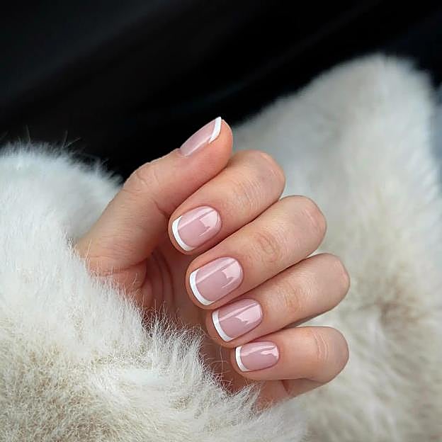 Ideas de uñas bonitas y elegantes para ser la invitada perfecta