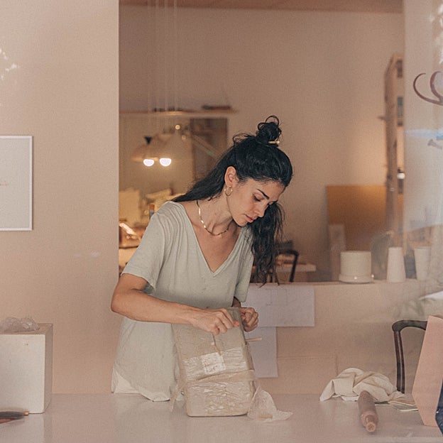 Adriana Cabello con las manos en la masa. 