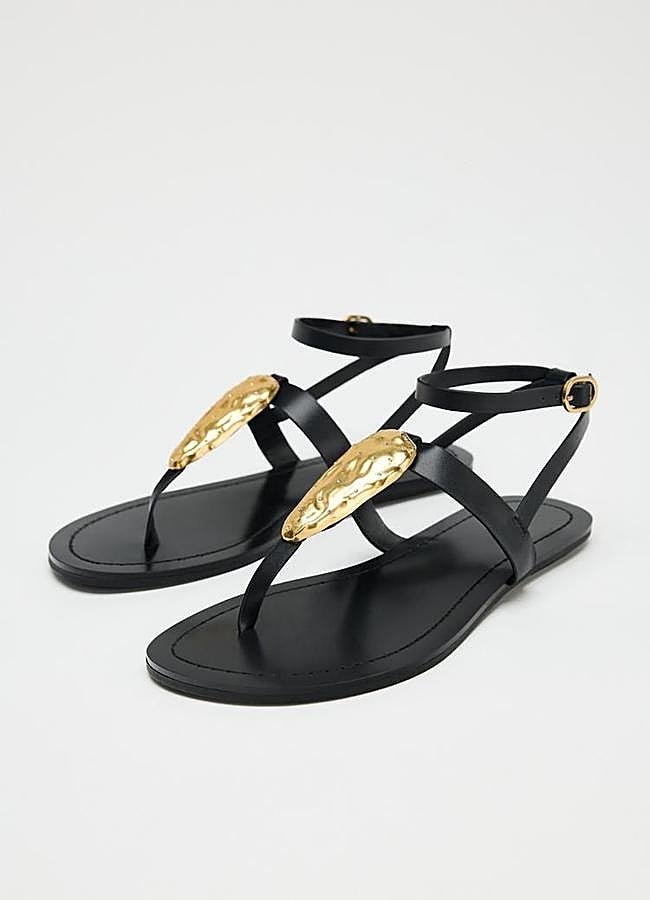 Imagen - Sandalias finas con aplique metálico