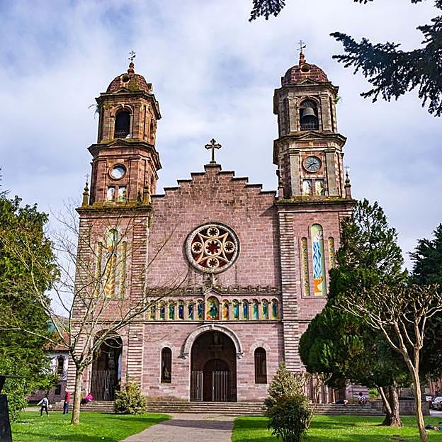 Iglesia de Santiago, Elizondo